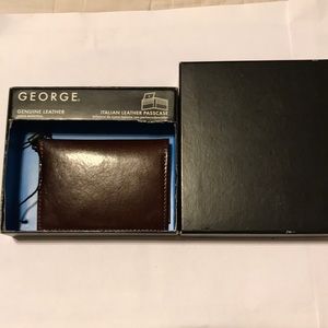 Italian leather bifold passcase with credit card slots outside New in box